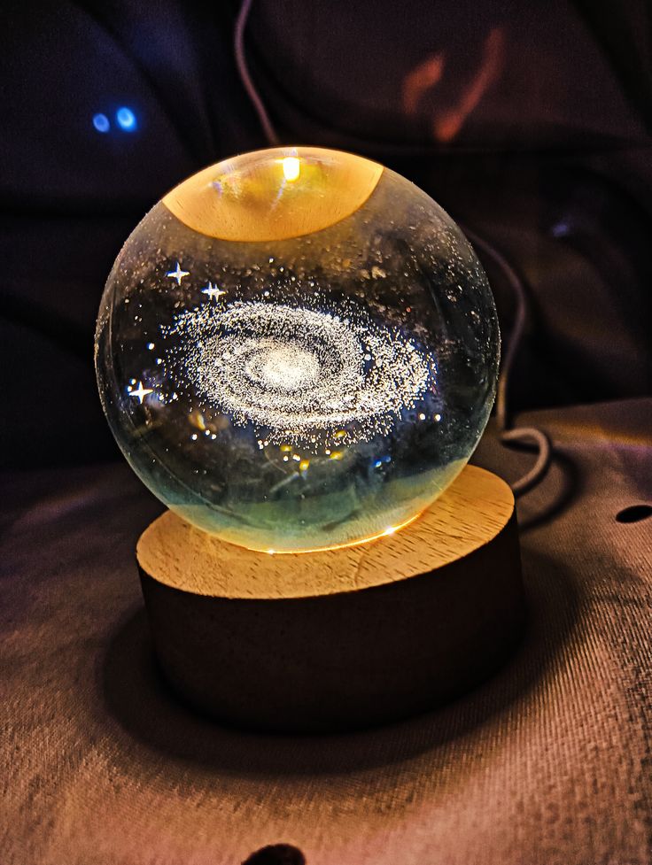 Mystical Glow Crystal Ball 3D Night Light – LED Holographic Lamp for Bedroom, Home Décor, and Perfect Gift for All Occasions